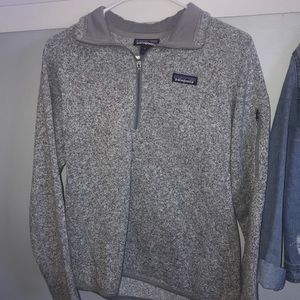 Grey Patagonia half zip